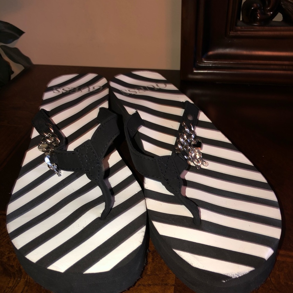 Guess sandals